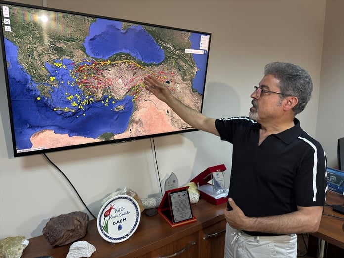 Türkiye'de "Deprem üretme zamanı gelmiş" 30 fay belirlendi