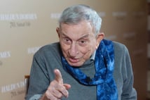 Usta oyuncu Haldun Dormen entübe edildi