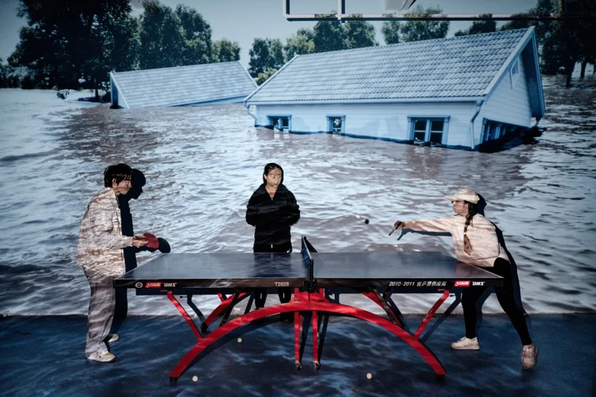 Delille ve Piermartiri'nin fotoğraf kitabı "Yeni Dünya Atlası" 2025 Arles fotoğraf festivalinde tanıtıldı.