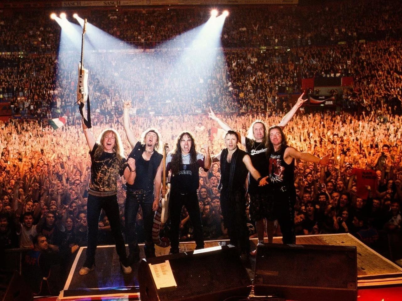 Iron Maiden'dan dev anlaşma!