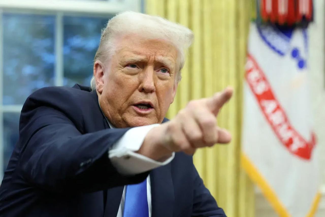 Trump İran konusunda baskı altında iddiası