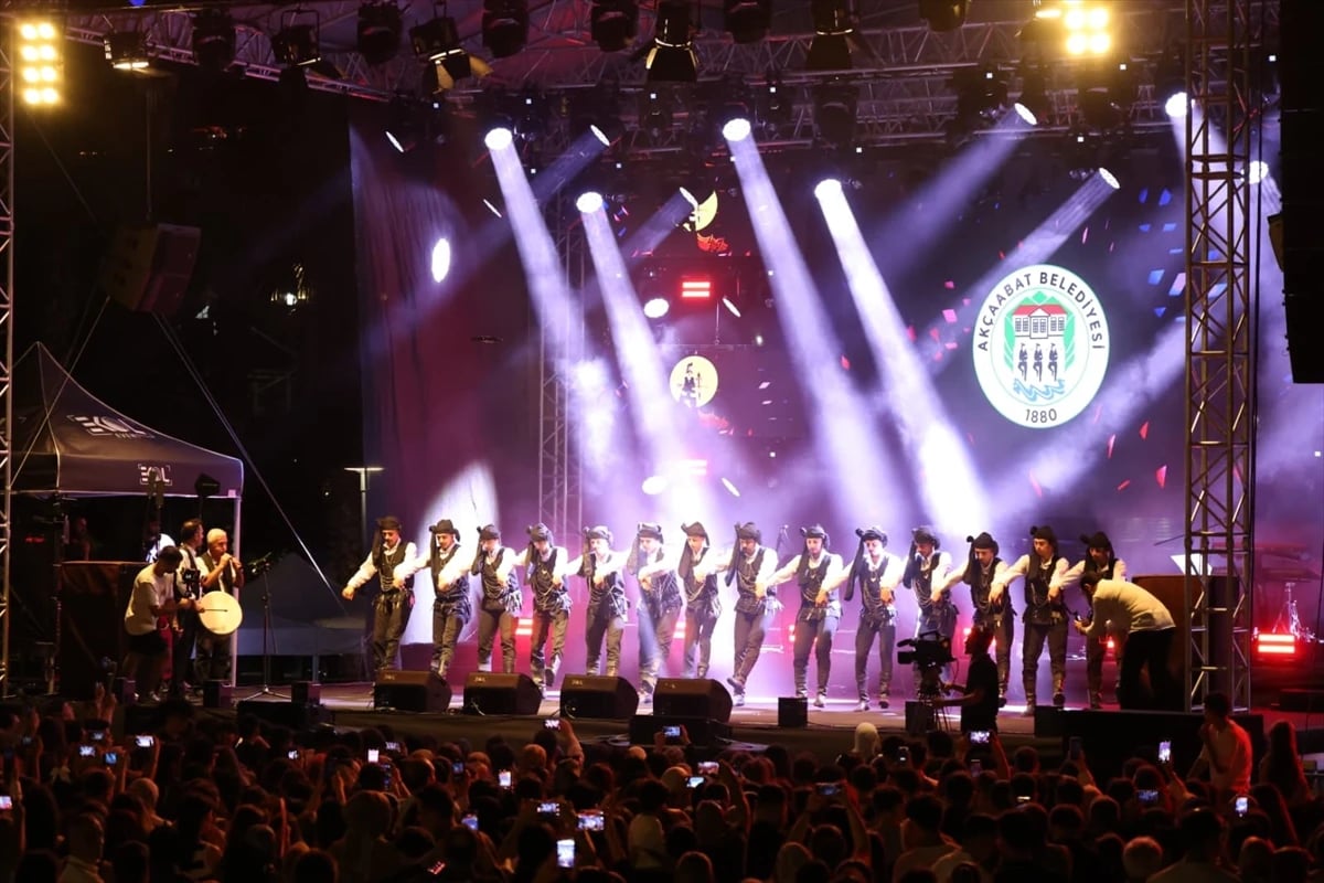 Sahil Park’ta Eypio ve Samet Piyaleoğlu rüzgârı