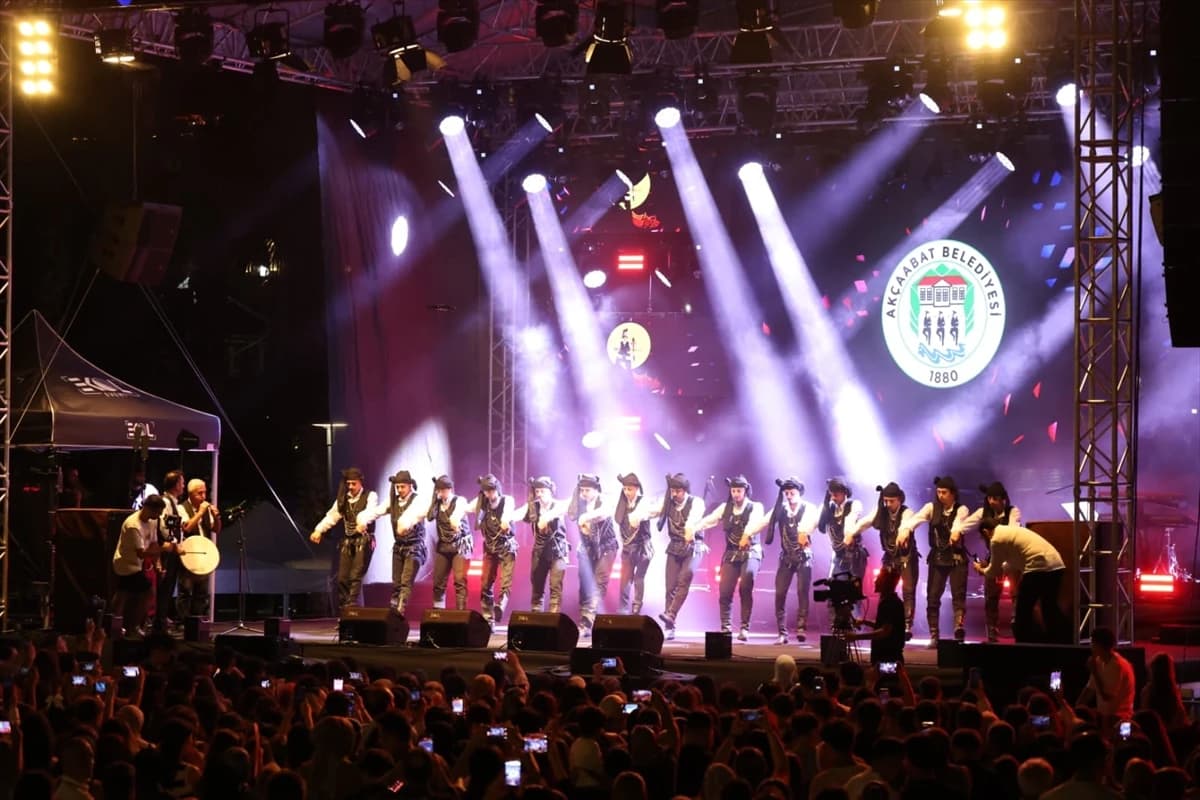 Sahil Park’ta Eypio ve Samet Piyaleoğlu rüzgârı