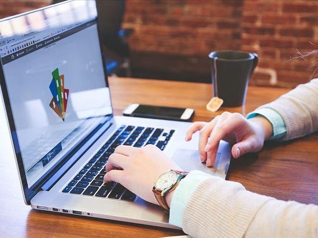 Üniversiteli çalışan sayısı 10 milyonu aştı