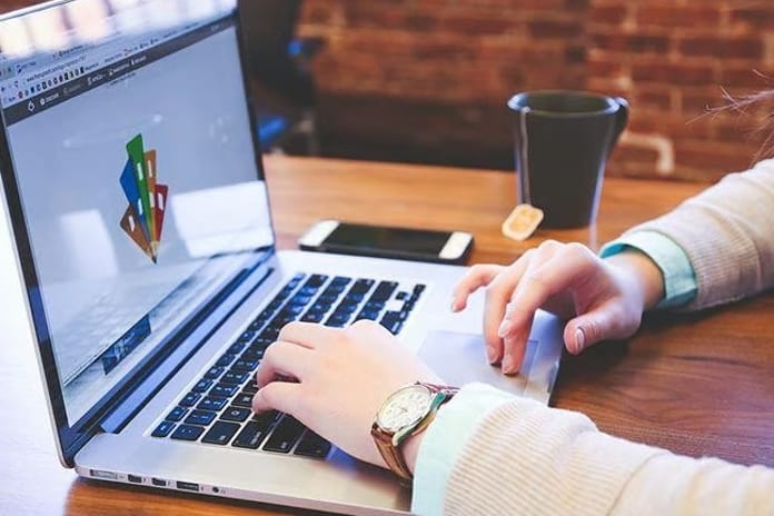 Üniversiteli çalışan sayısı 10 milyonu aştı