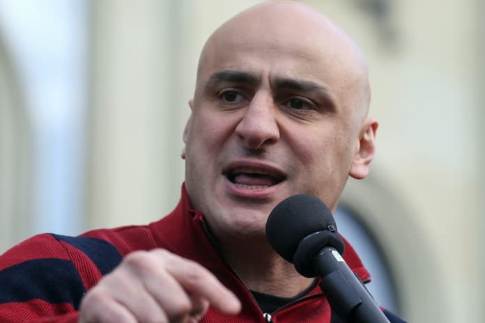 Gürcistan'ın önemli siyasi figürlerinden Nika Melia tutuklandı