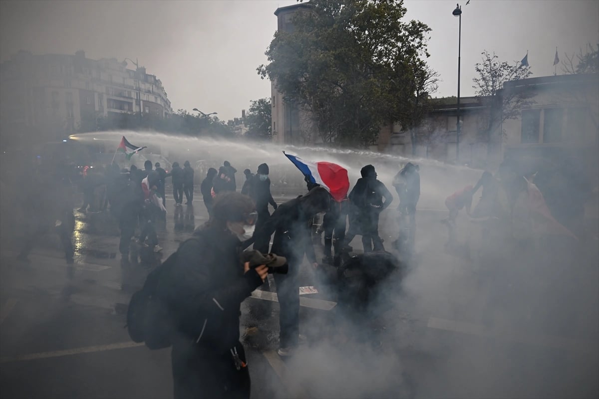 Paris - AA