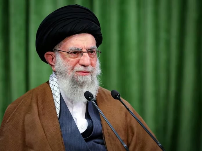 Maduro operasyonu protestoların devam ettiği İran'da tedirginliği artırdı