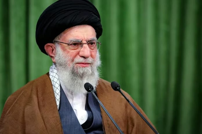 Maduro operasyonu protestoların devam ettiği İran'da tedirginliği artırdı