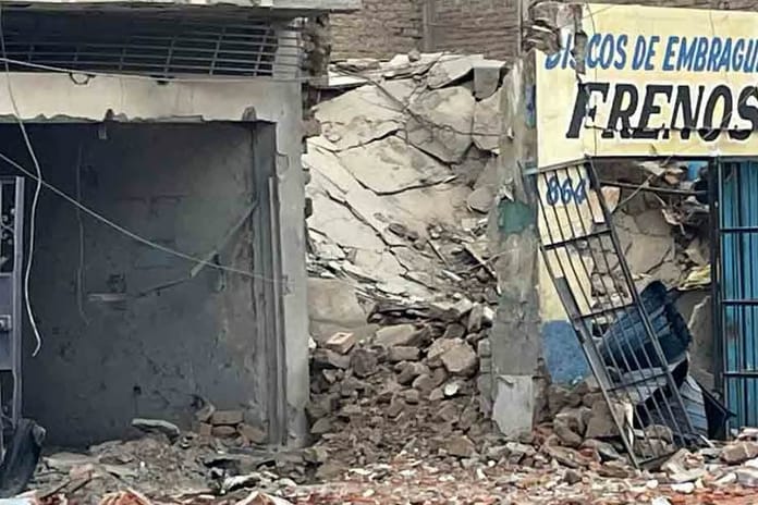 Peru'da meydana gelen patlamada çok sayıda kişi yaralandı