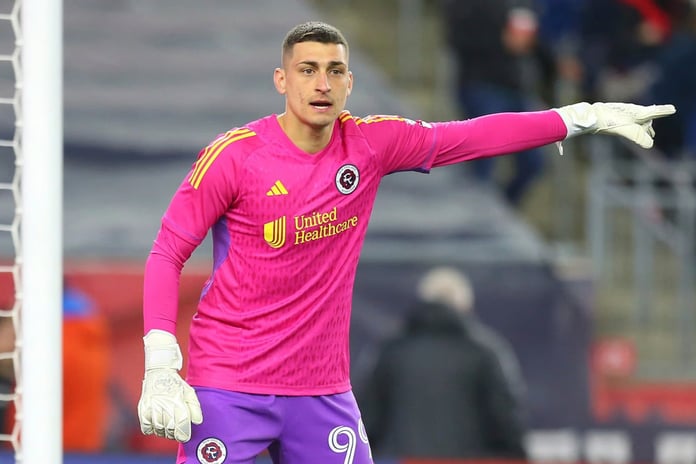 Djordje Petrovic'in tercihi Premier Lig oldu: Galatasaray ilgisine rağmen Bournemouth'a imza attı.