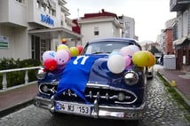 Yetim Vakfı'ndan İstanbul sokaklarında renkli Ramazan karşılaması: Çocukların yüzü güldü