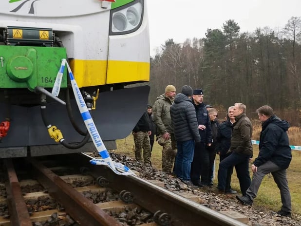 Varşova-Lublin demiryouna patlayıcıyla sabotaj