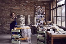 Doğanın coşkusundan ilham alan seramikler: Kate Malone'un sırrı