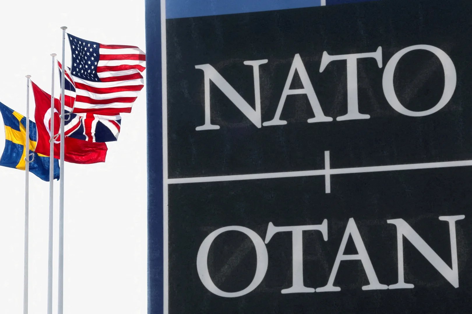 Pentagon Excludes UK, France, Baltic Allies from NATO Talks