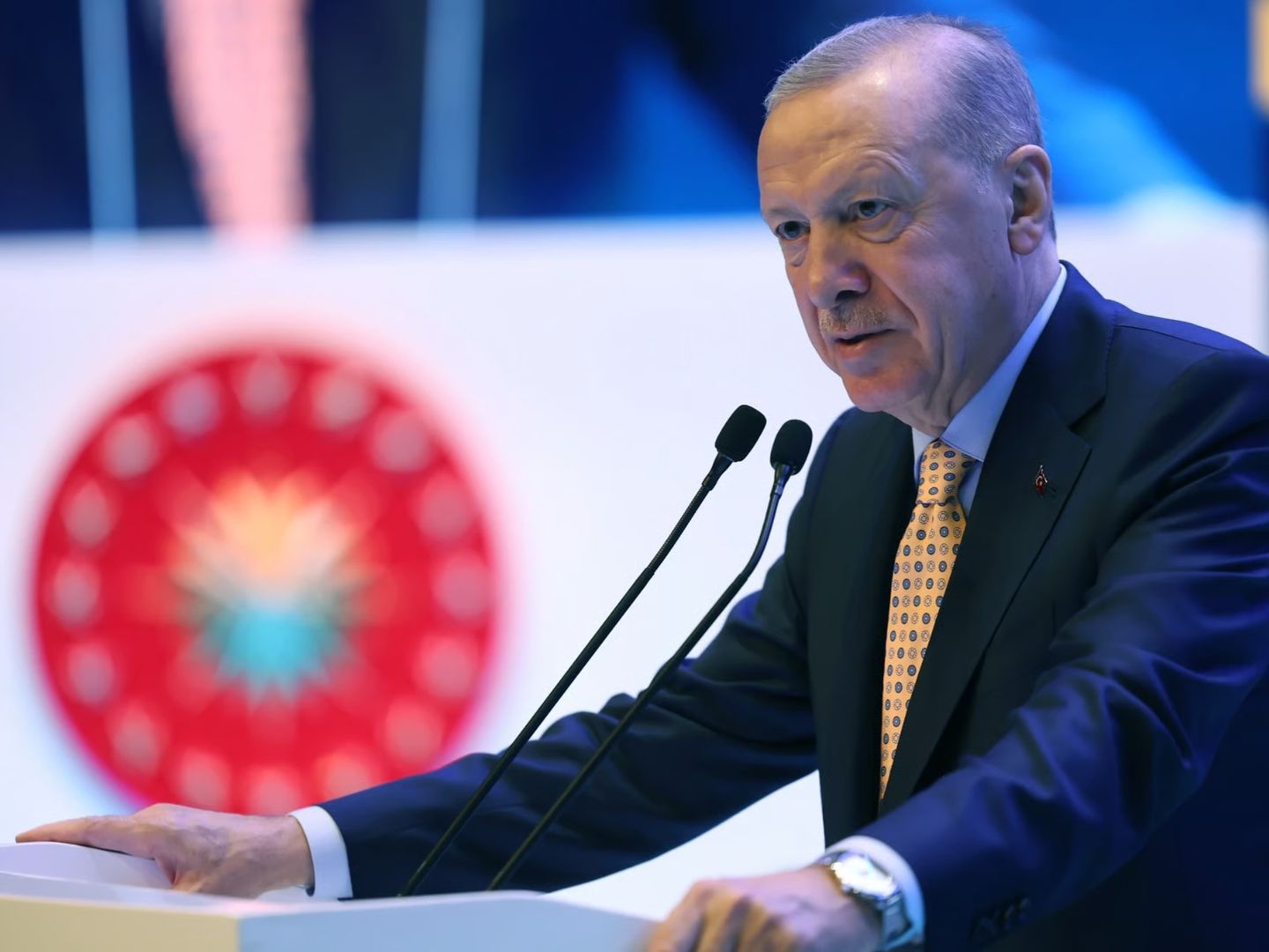 Cumhurbaşkanı Erdoğan’dan muhalefete tepki: Biz iş yapıyoruz onlar takoz koyuyor