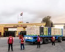 Refah Sınır Kapısı'nda sınırlı geçişler başladı