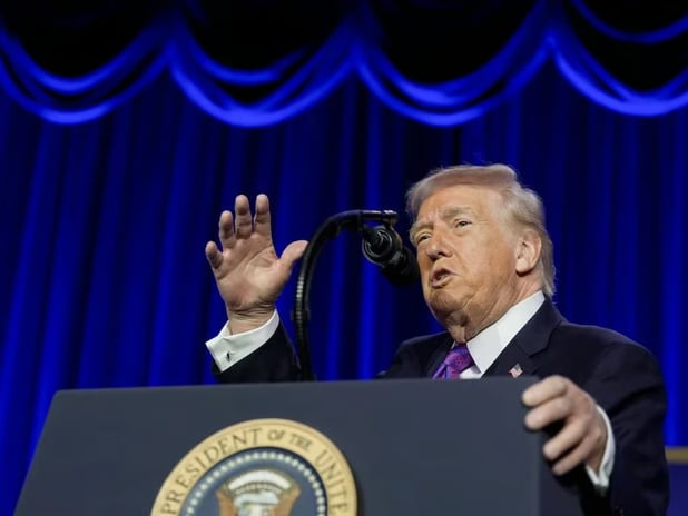 Trump'tan kritik Umman görüşmeleri açıklaması: İran anlaşma yapmak istiyor