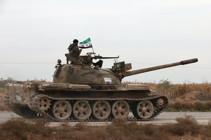 Suriye ordusu Rakka'nın kapısına kadar geldi: Şehirle mesafe 5 kilometreye düştü