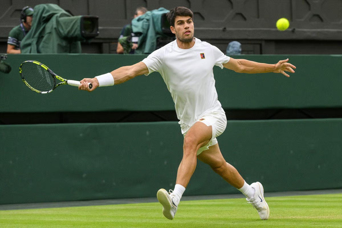 Alcaraz ve Sabalenka Wimbledon'da çeyrek finalde
