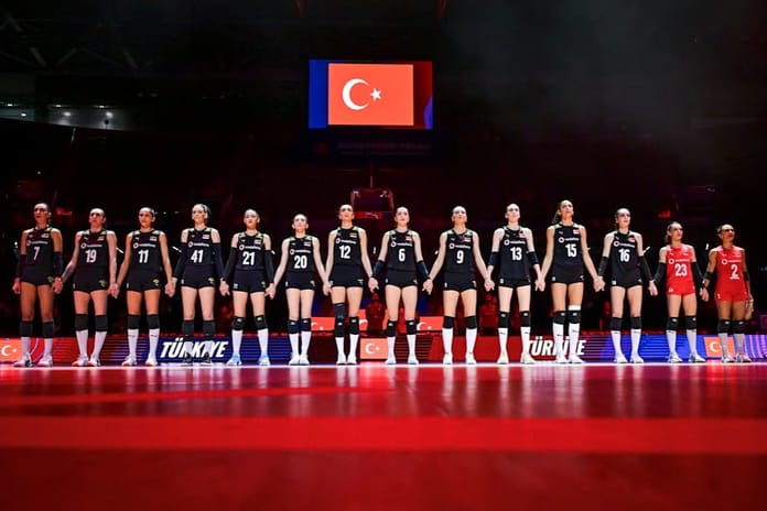 Filenin Sultanları, VNL'de finallere doğru kritik haftanın ilk maçına çıkıyor: Apeldoorn etabında rakip ev sahibi