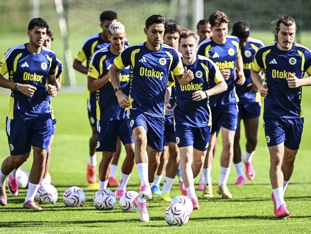 Fenerbahçe Avusturya kampını kayıpsız kapattı