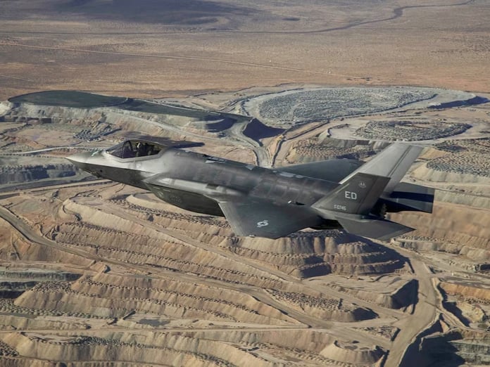 ABD, F/A-18 Hornet savaş uçaklarını 420 adet F-35 ile değiştirecek