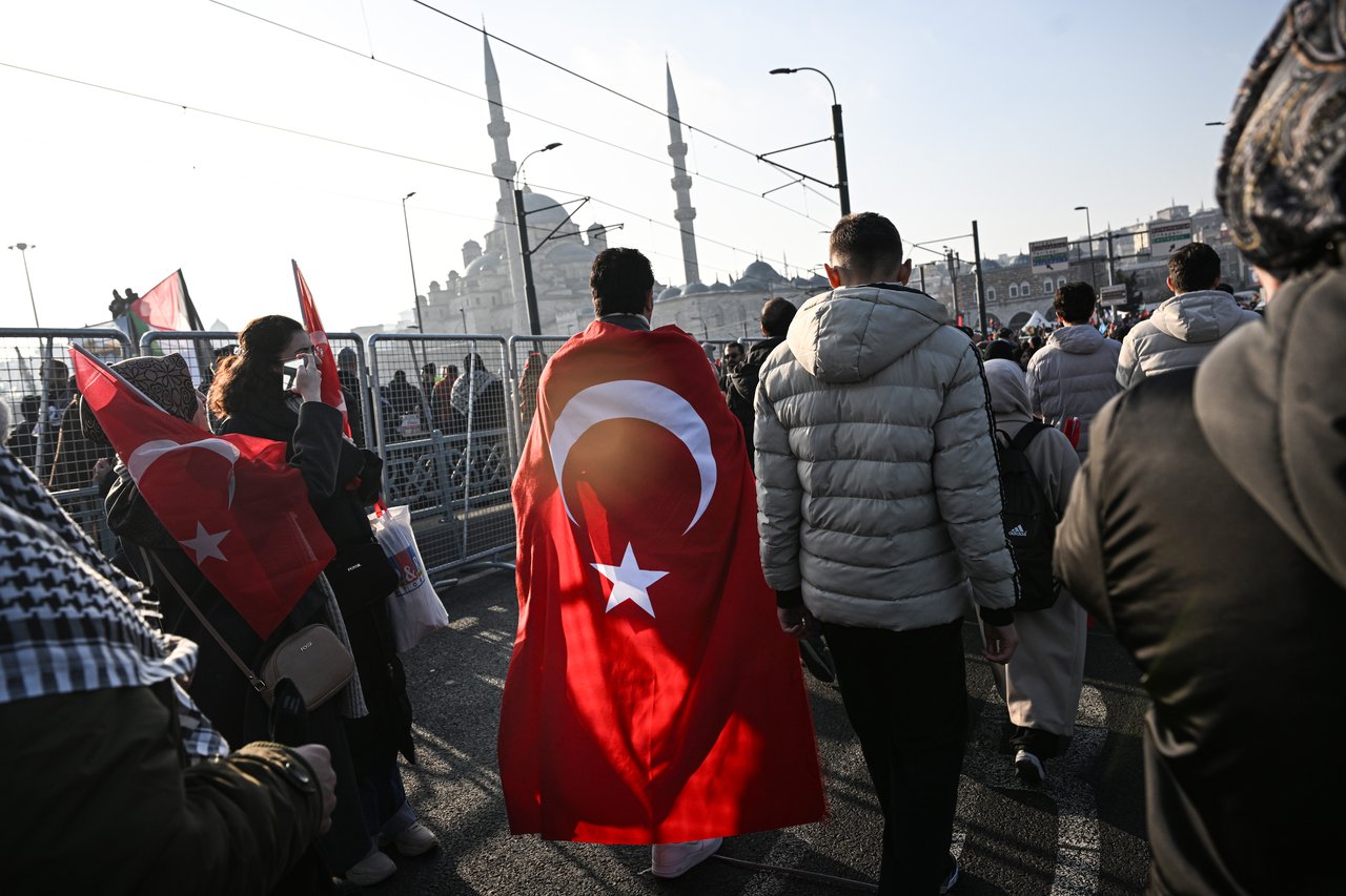 Gazze için vicdan yürüyüşü: Galata Köprüsü’nde üçüncü buluşma