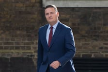 Wes Streeting, Starmer’a rakip olmaya hazırlanıyor