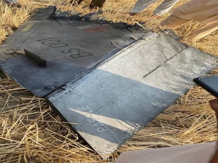 CNN: Fransız kaynaklar Hindistan'a ait Rafale savaş uçağının düşürüldüğünü teyit etti