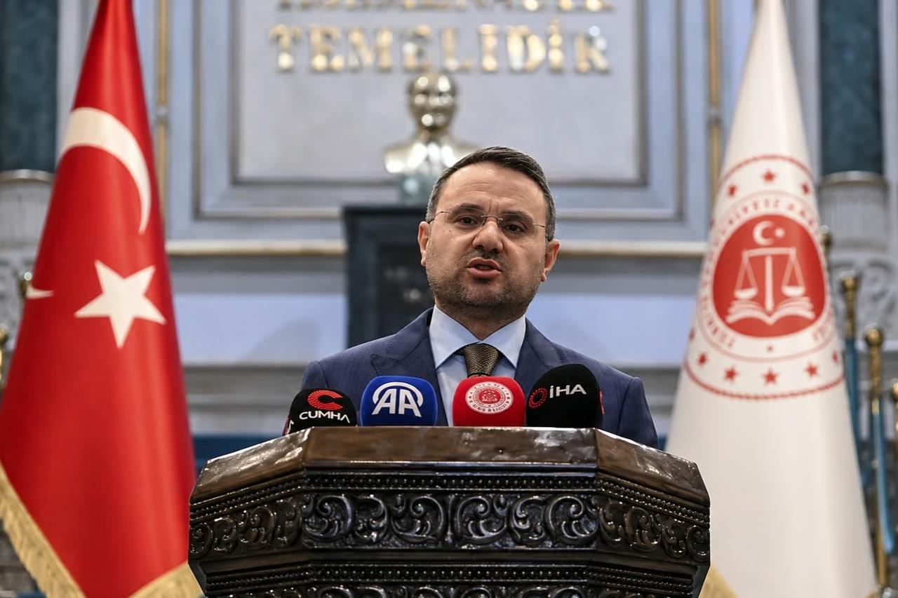 Bakan Gürlek'ten son dakika: 10 ilde sahte altın operasyonu! Aralarında kuyumcular ve atölyeciler de var