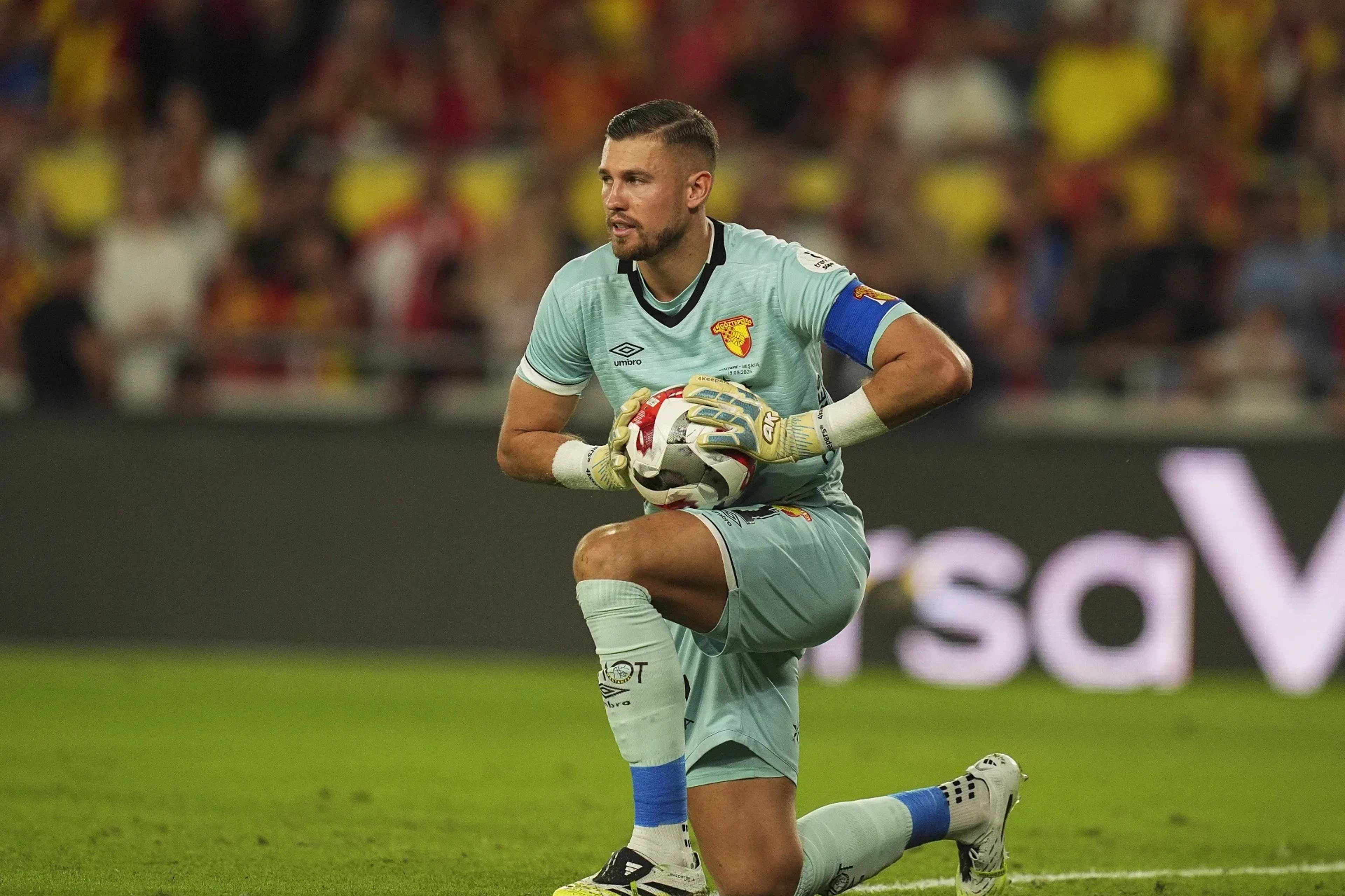 Süper Lig'de 100. maç heyecanı: Göztepe'nin istikrar abidesi Mateusz Lis