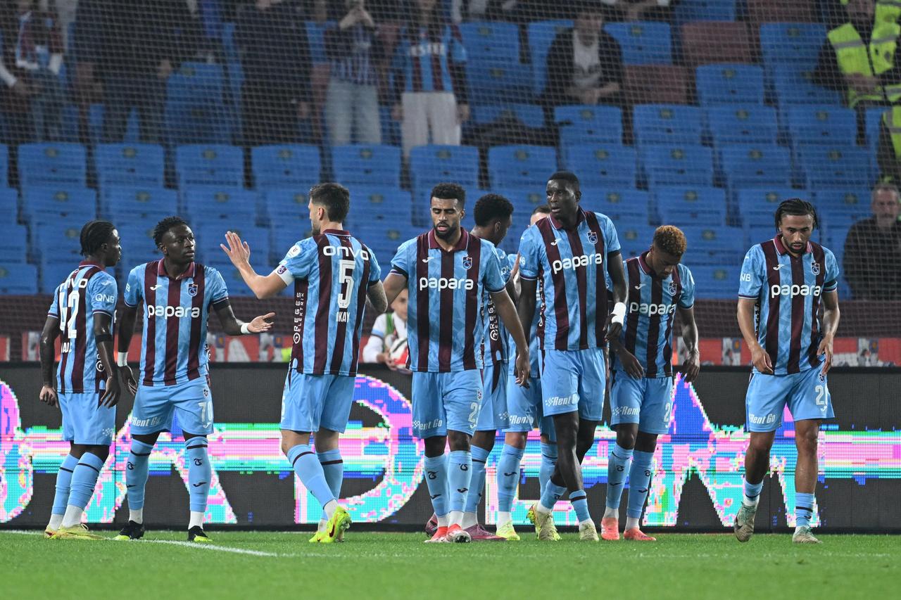 Trabzonspor'da kupa mesaisi başlıyor: Türkiye Kupası 4. eleme turunda rakip Vanspor