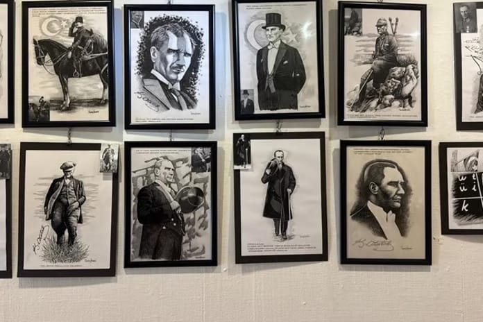 Atatürk’ün yaşamı Yüksel Akman’ın çizgilerinde