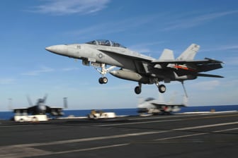 F/A‑18E/F Super Hornet’e Boeing desteği