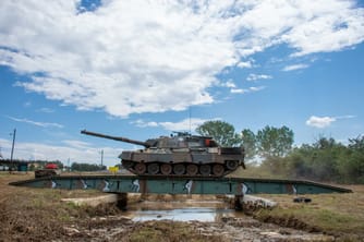 Greek Cyprus Rejects Aging Greek Leopard Tanks