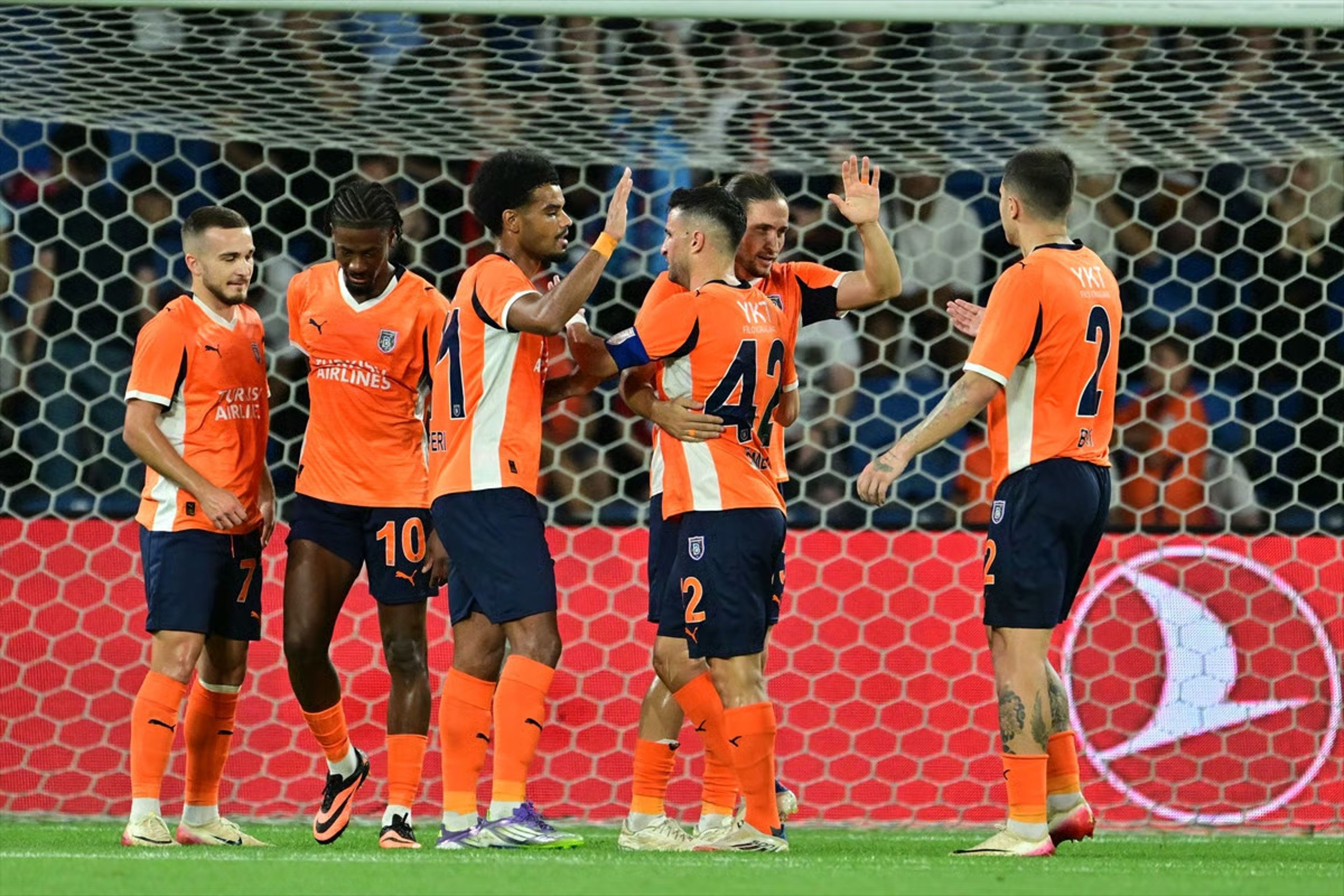 Başakşehir'in Avrupa macerası devam ediyor: Rakip Viking
