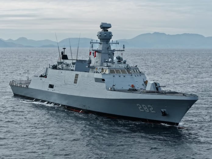 Pakistan Donanması PNS Khaibar korvetini hizmete aldı