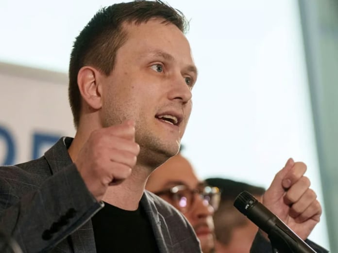 Grönland Başbakanı Nielsen Trump'ın hastane gemisi teklifini reddetti