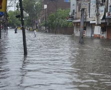 Pakistan'da sel felaketi: En az 351 ölü