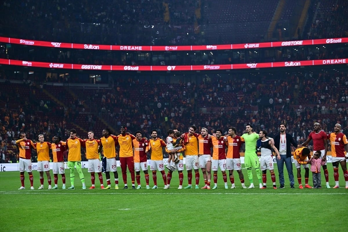 Galatasaray, Barcelona'yı ağırlıyor