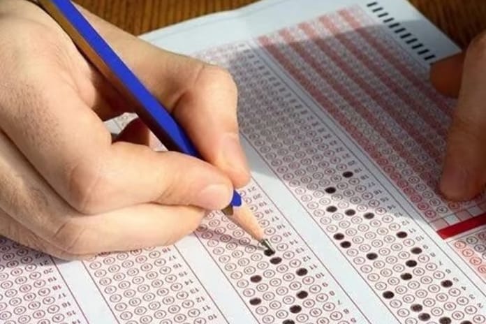 Matematikte sınıfta kaldılar: 305 bin aday sıfır çekti