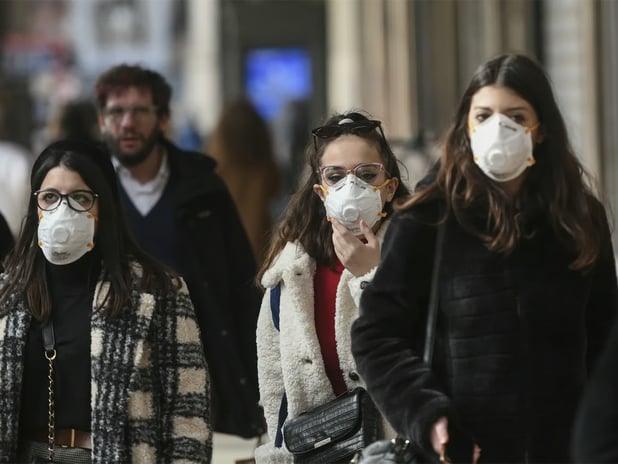 Covid-19 kadınlarda kalp krizi ve felç riskini artırıyor