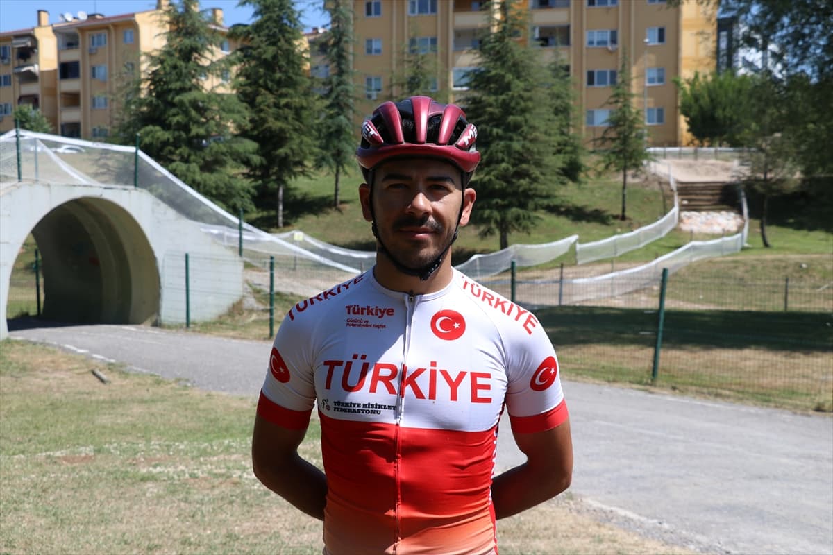 Uluslararası bisiklet arenası Sakarya'da buluştu: UCI Dağ Bisikleti Eliminatör Dünya Şampiyonası'nın yeni durağı Ayçiçeği Bisiklet Vadisi