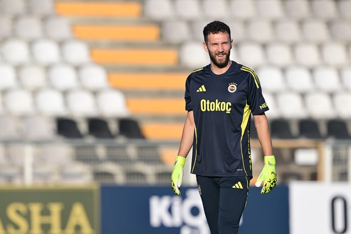 Kale genç eldivenlere emanet