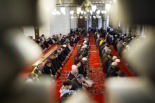 Cuma namazı saati 2 Ocak | Diyanet ile İzmir, Ankara, İstanbul Cuma namazı saat kaçta kılınacak?