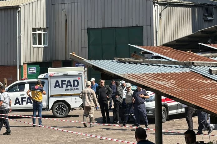 Zonguldak'ta maden göçüğü faciası: 4 işçi kurtarıldı, bir madenci hayatını kaybetti