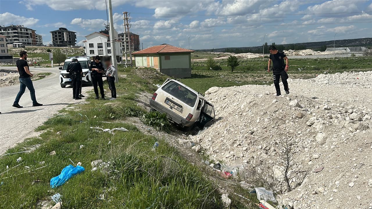 Kütahya'da polisten kaçan ehliyetsiz gence 282 bin lira ceza