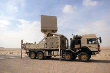 Mısır mobil hava savunmasını güçlendirmek için TRML-4D radarını gündemine aldı