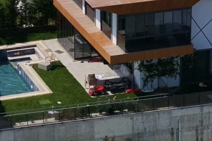 Elektrik akımına kapılan Ferdi Zeyrek'in evindeki incelemeden ilk bulgular